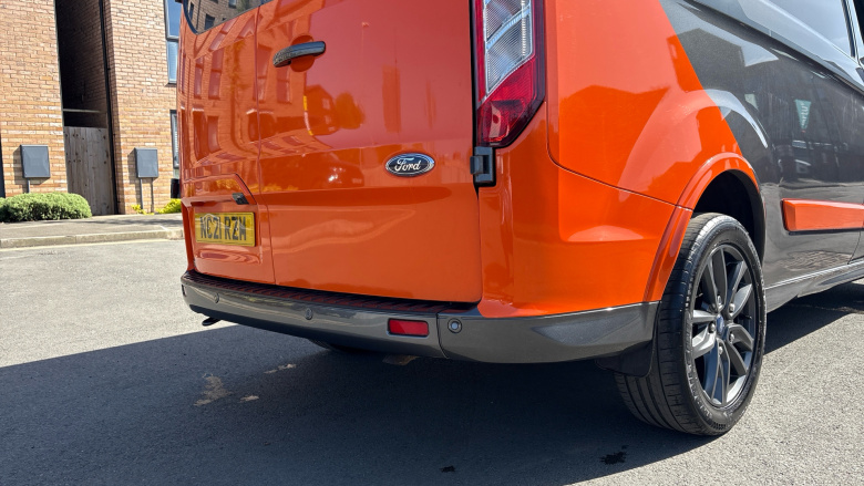 Ford Transit Custom 290 L1 Diesel Fwd 2.0 EcoBlue 185ps Low Roof Sport Van